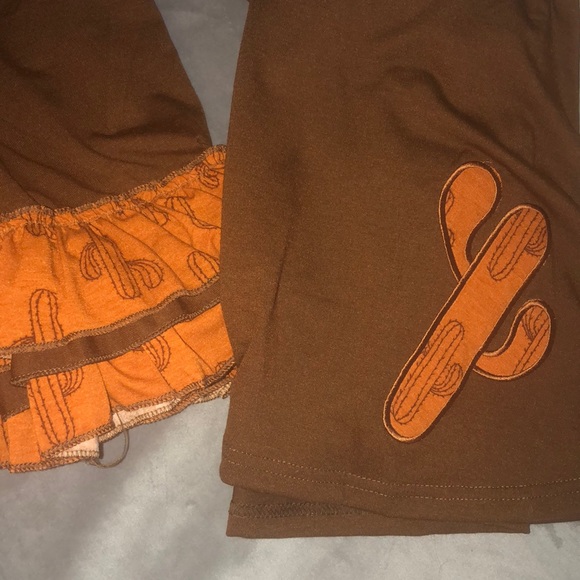B2G1 Boutique cactus 2 pc ruffle bottom 7-8, med - Picture 7 of 7